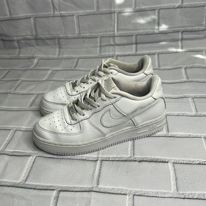 Nike Air Force 1 Low Grade School "White" Kids' Casual Shoe